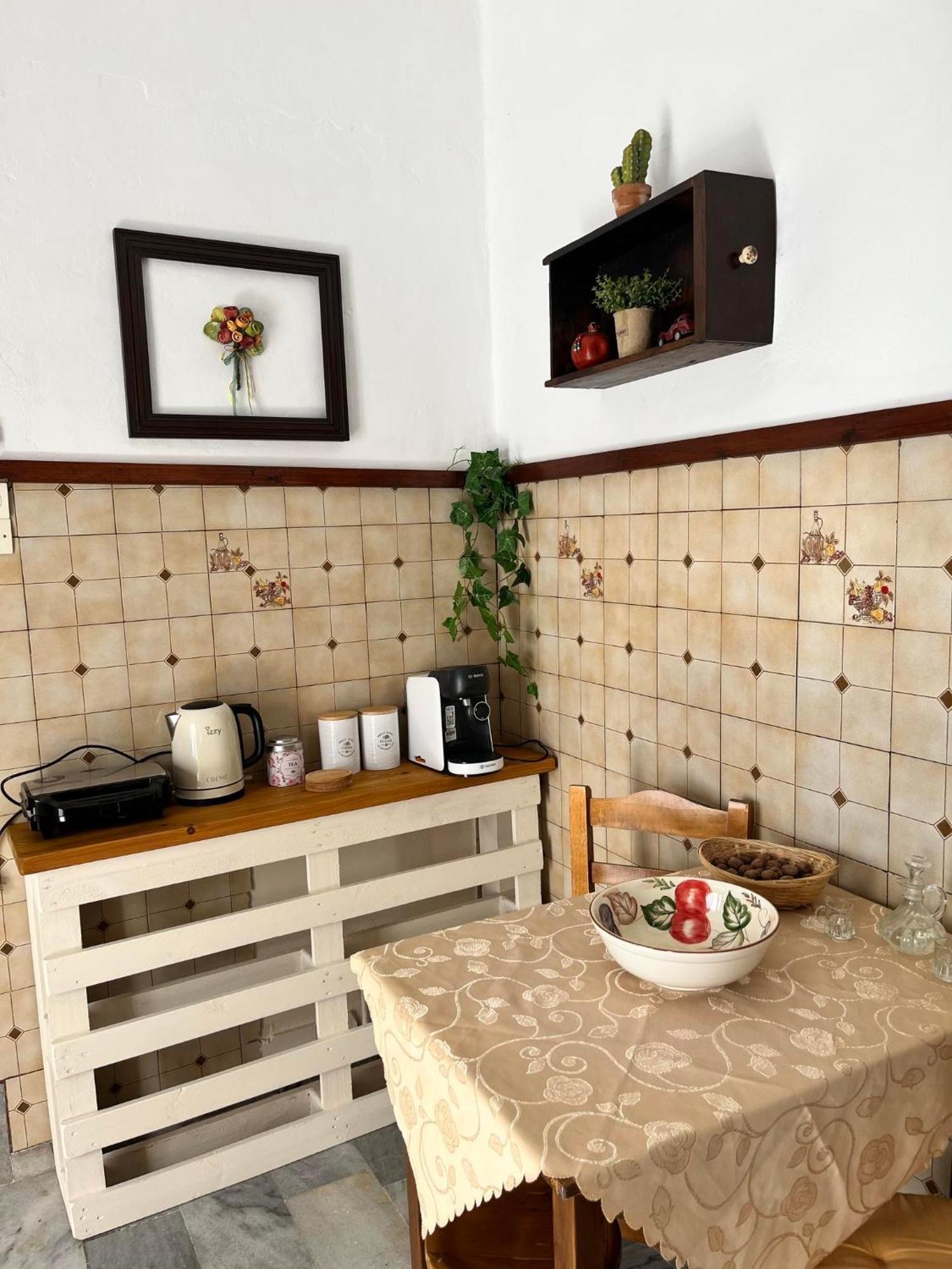 Partarolos Traditional House Apérathos Екстериор снимка