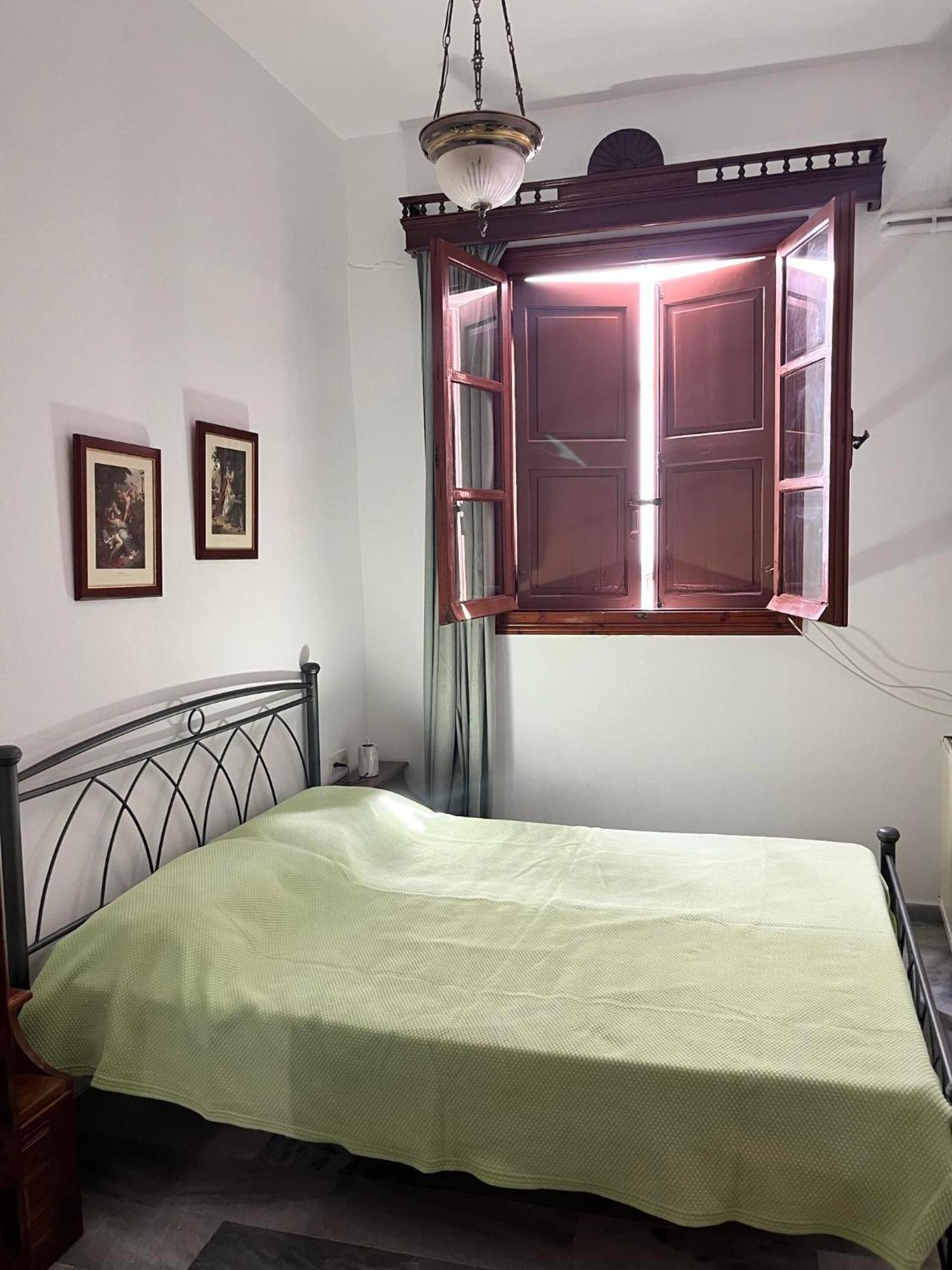 Partarolos Traditional House Apérathos Екстериор снимка